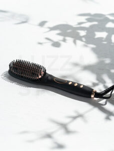 ヘアケア家電　ヒートブラシ　モデル・プロダクト撮影