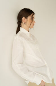 流行に左右されないタイムレスな美しさを表現する、アパレル撮影代行サービスの事例